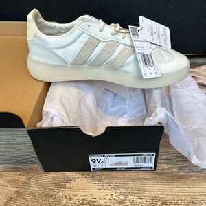 adidas Women's Cream and White Athletic Shoes